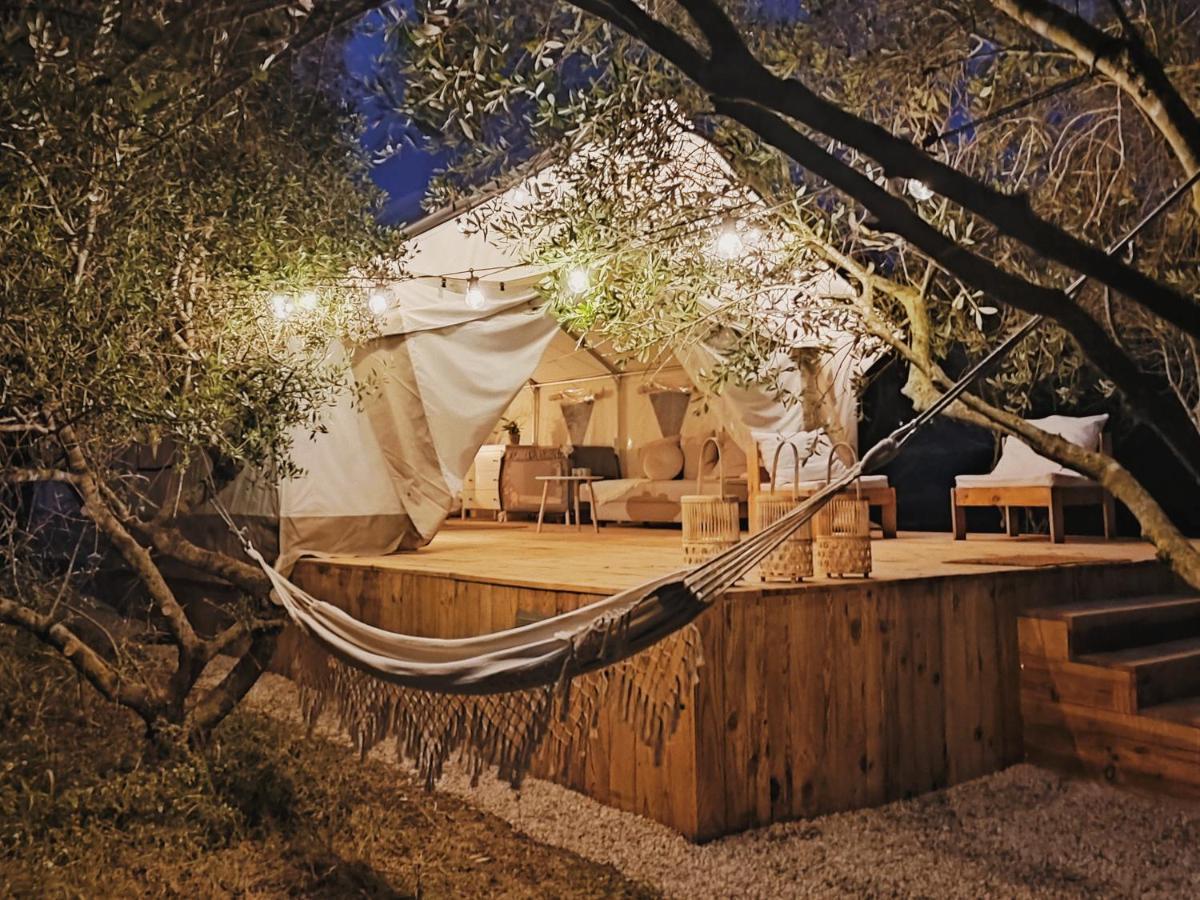 Tranquilo Glamping Hotel Hozanejos Ngoại thất bức ảnh